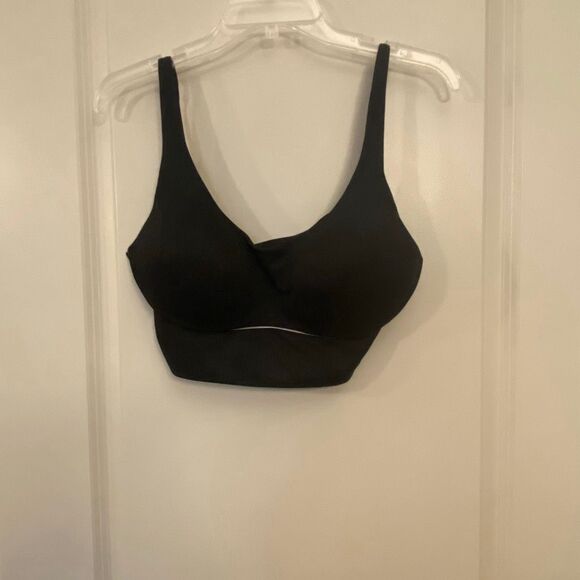 Victoria’s Secret Allegro sports bra size 34DD - Picture 2 of 8
